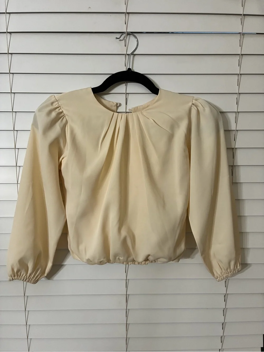 Pleat Collection Wren Blouse Cream Ivory Puff Sleeve Top Size 8